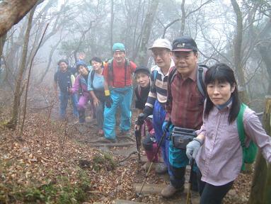 万二郎岳への登り